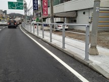 순천향대 삼거리 보행자방호울타리